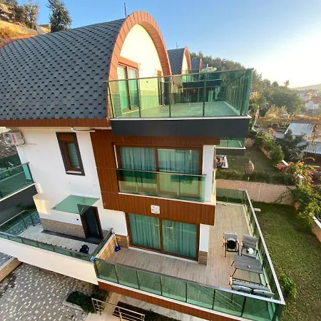 Villa Bektas Private 4 Bedroom *